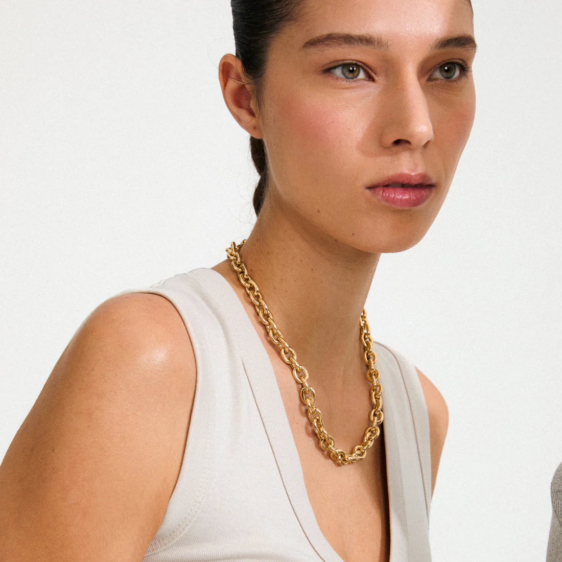Phase necklace gold