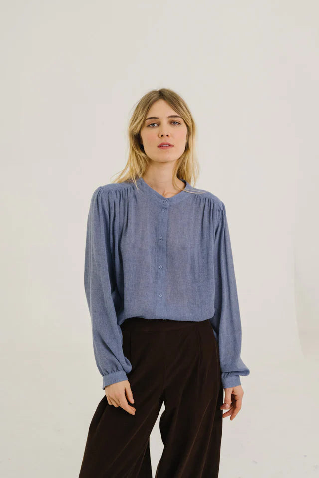 Gladis indigo