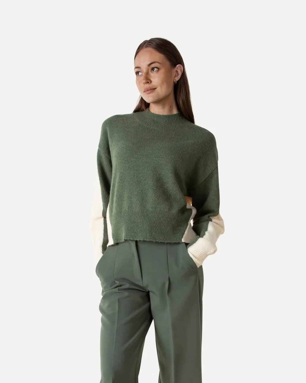 Alemily dark moss