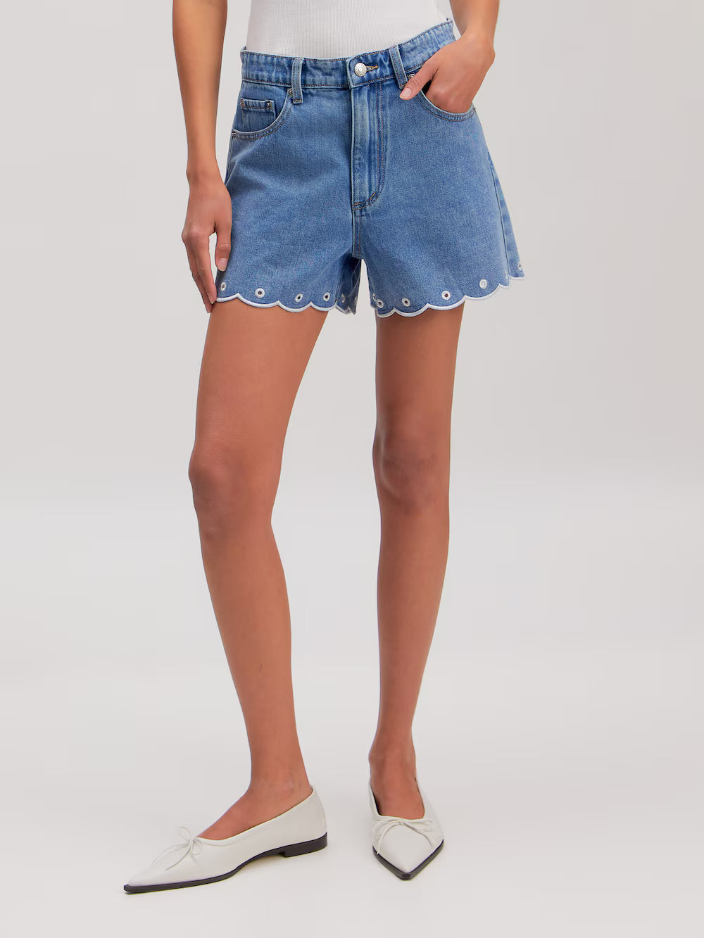 Gustava short light blue denim