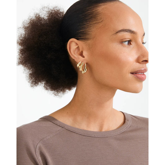 Presence earrings gold