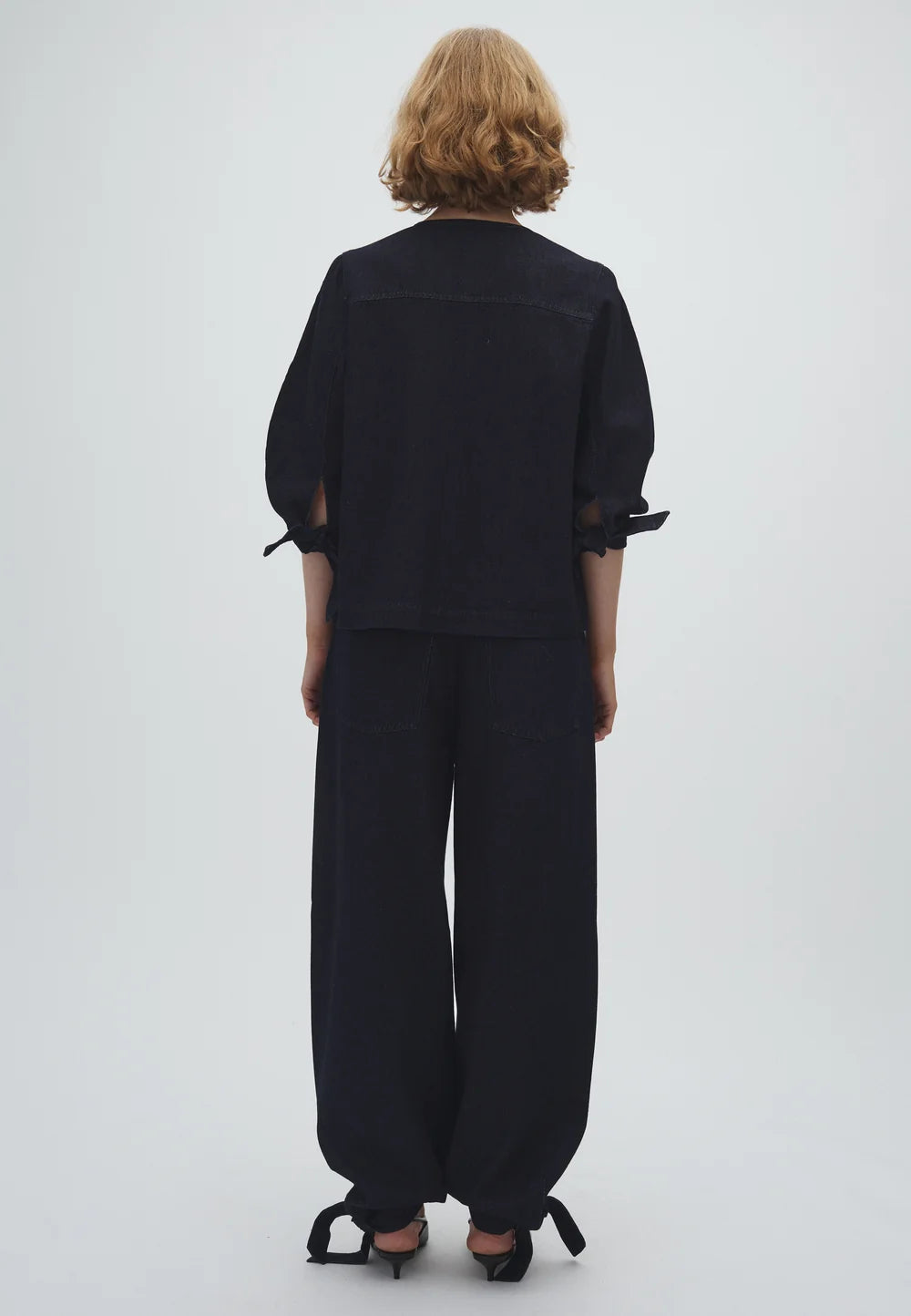 Haloan dark blue