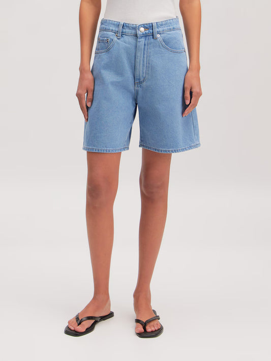 Phoenix shorts light blue