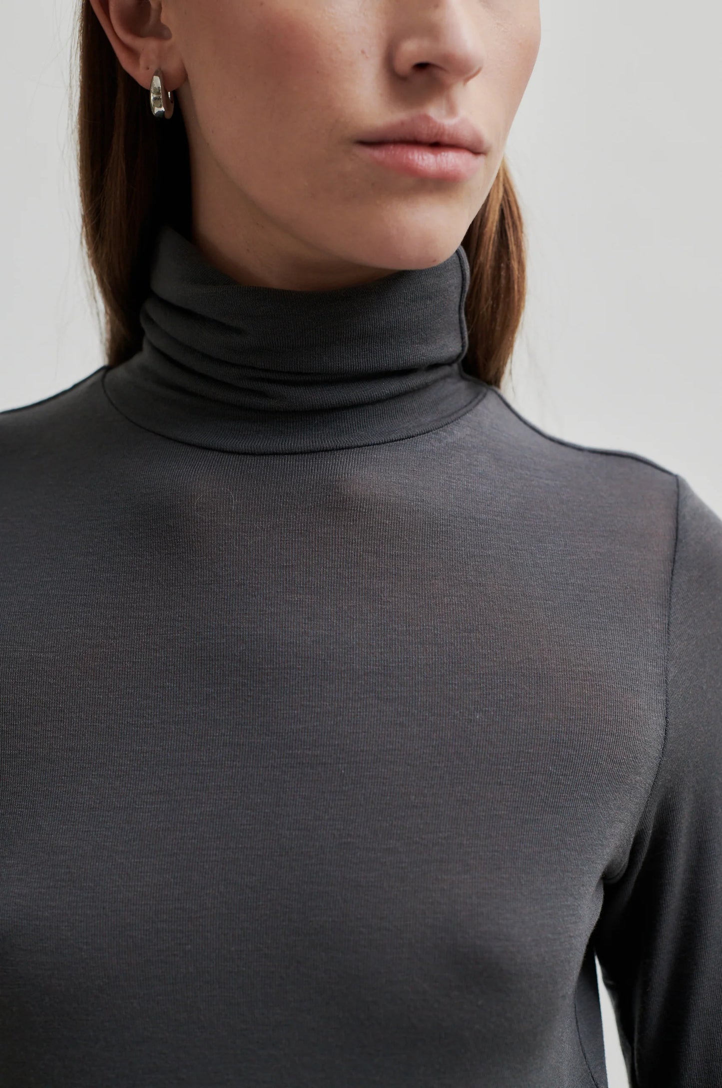 Matima t neck volcanic ash