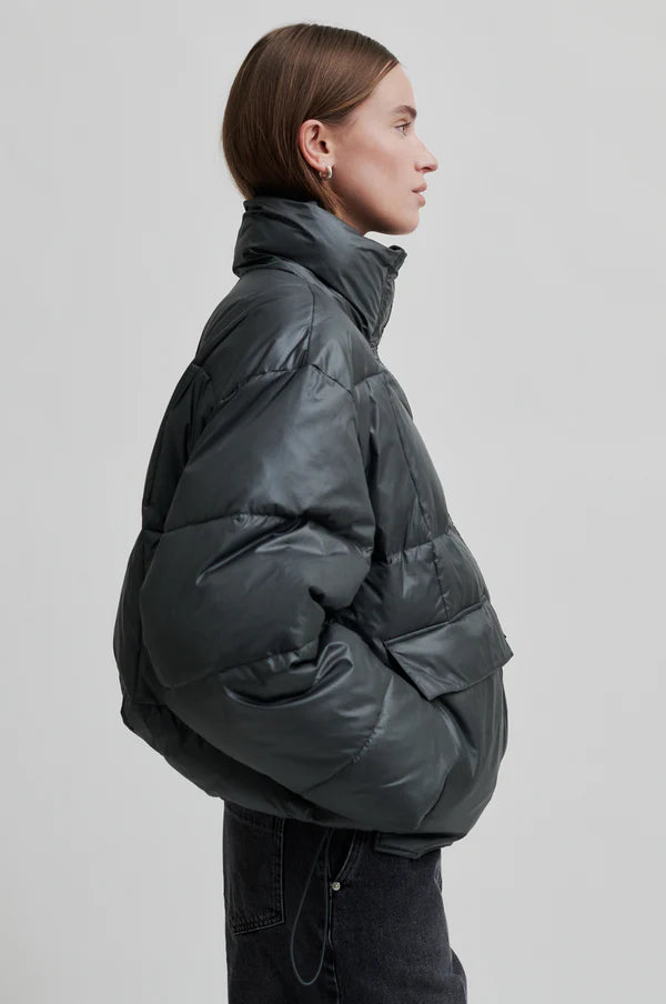 Gale jacket volcanic ash