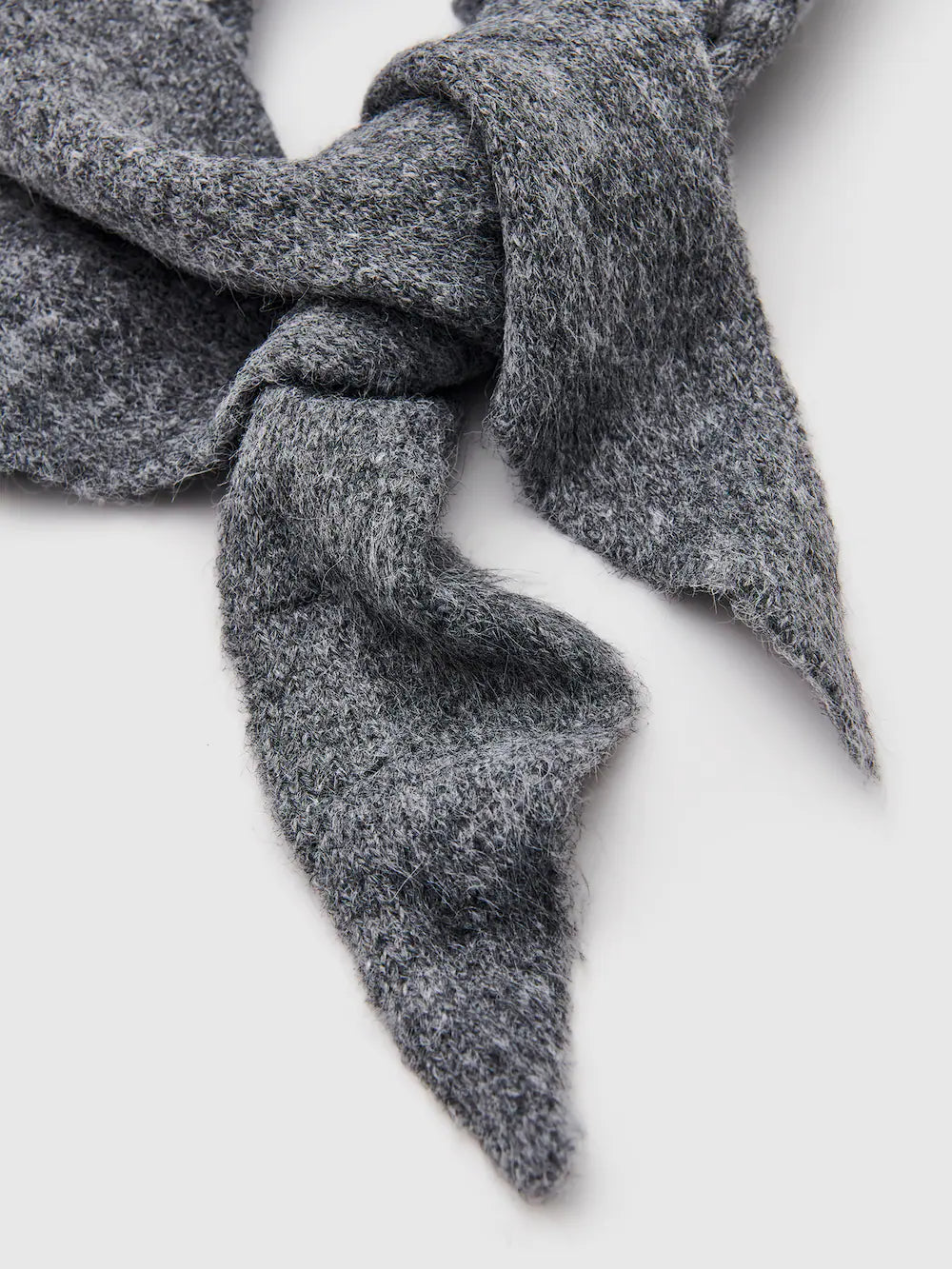 Inola scarf grey