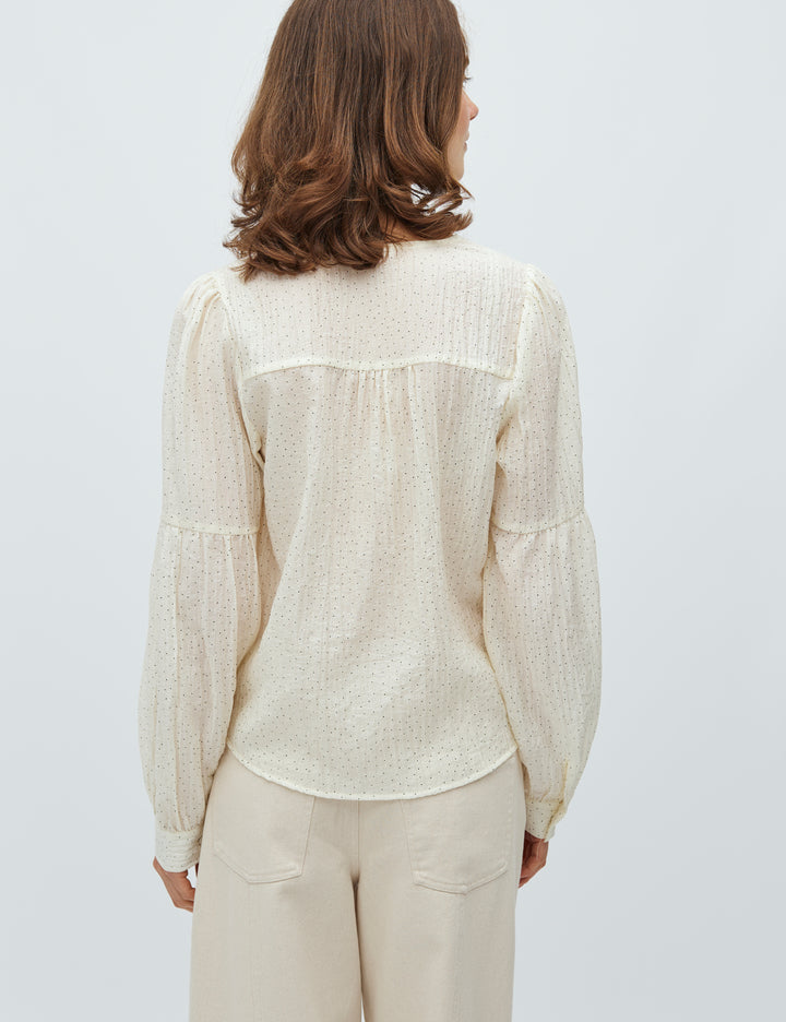 Kammah sugar black dots