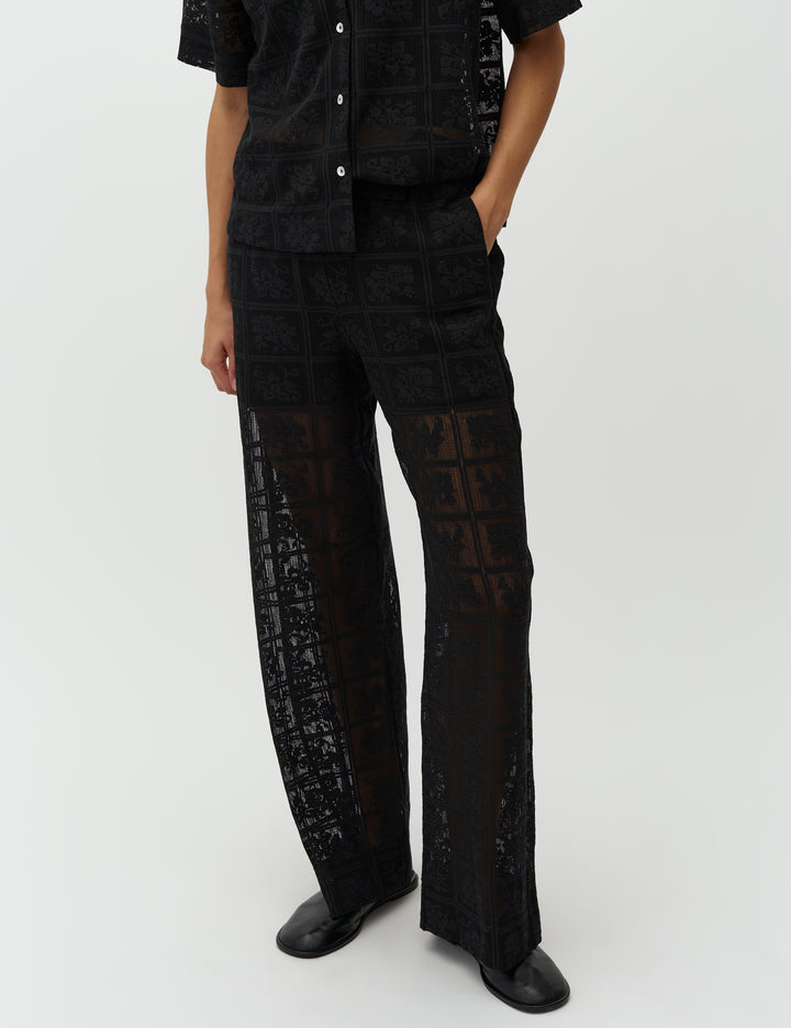 Novra pants black