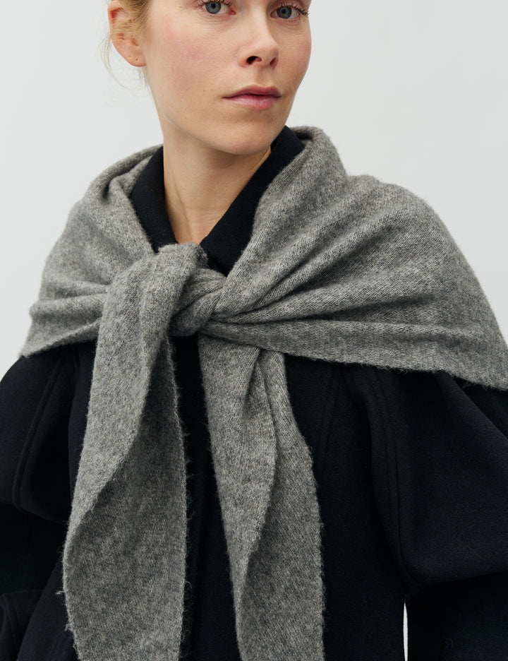 Sevyn  scarf medium grey