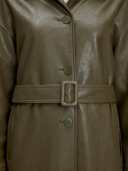 Elea coat grape leaf