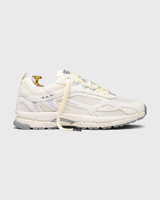 The re run vintage suede off white