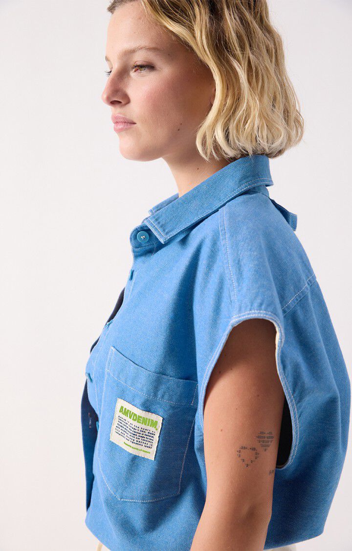 Pus shirt waterfall