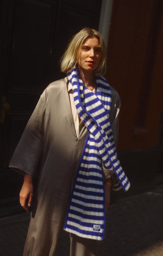 Vito scarf blue stripe