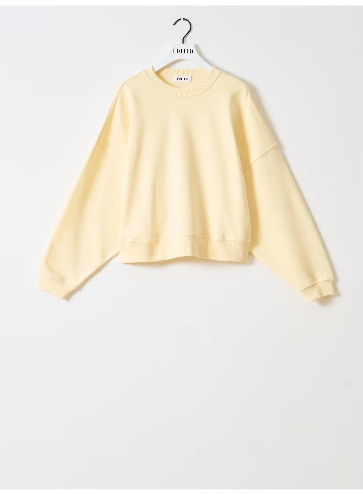 Emielia sweater flan