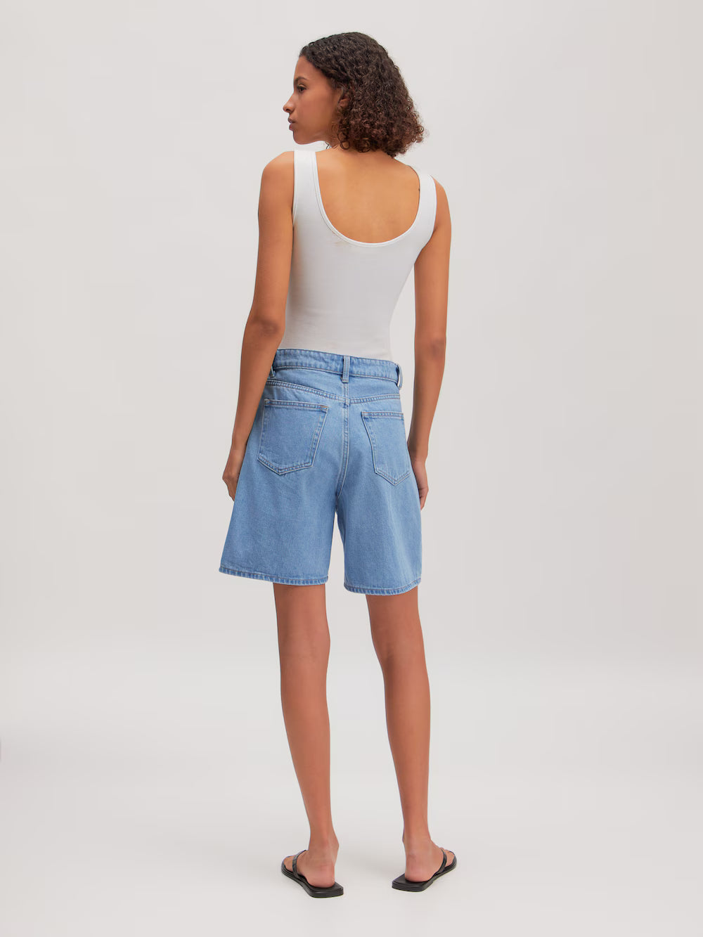 Phoenix shorts light blue