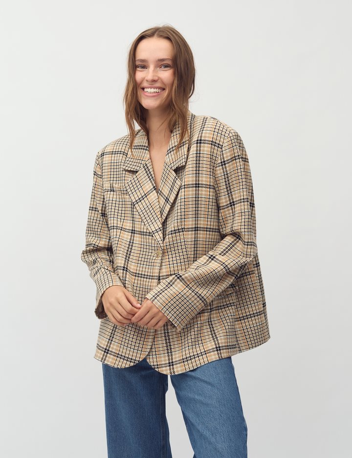 Ambra blazer spring check