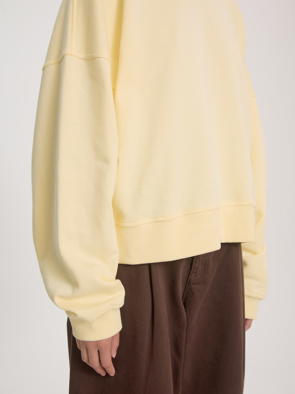 Emielia sweater flan