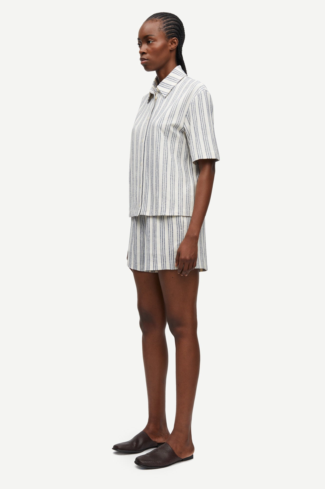 sakaja short natural