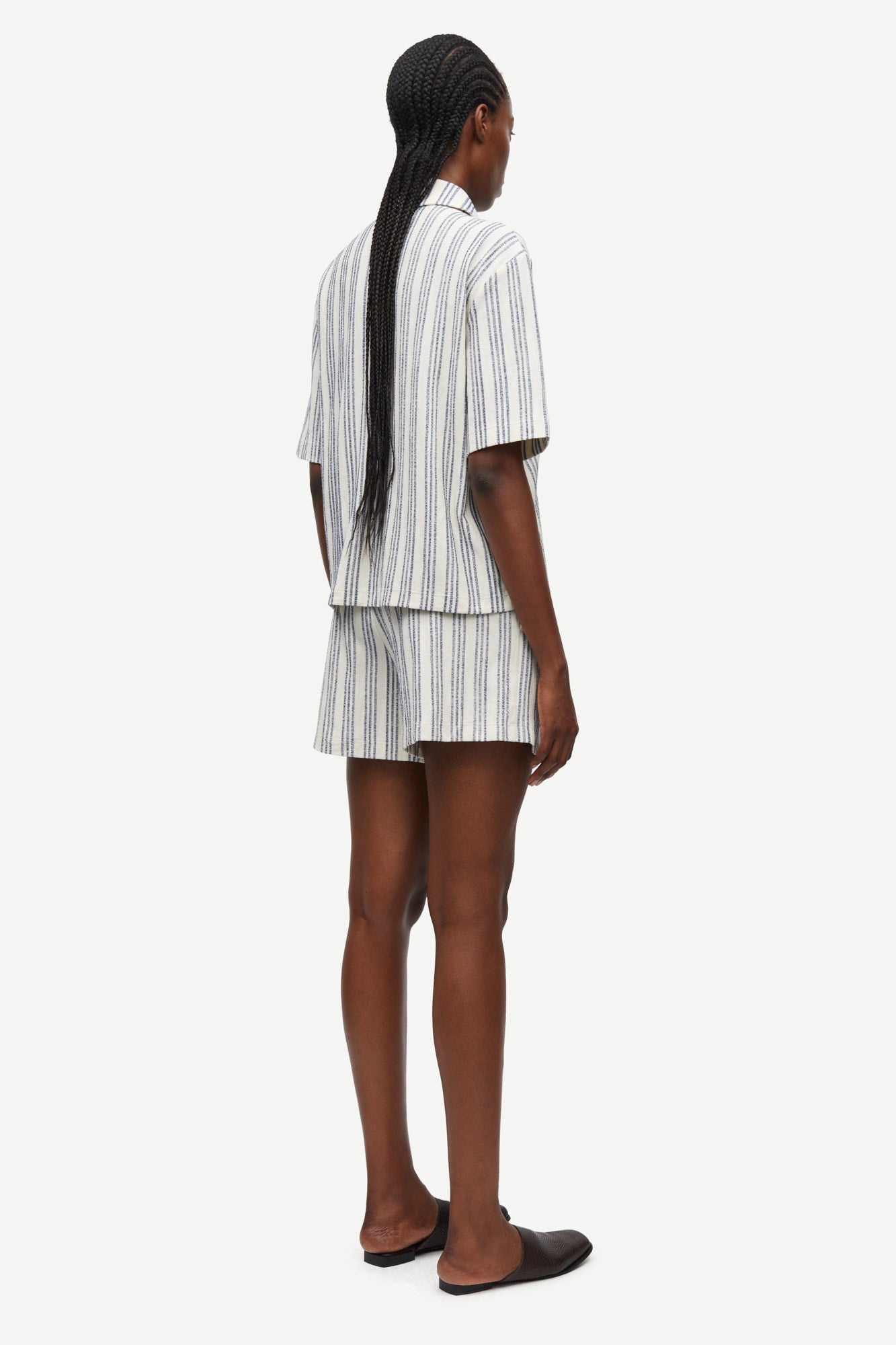 sakaja short natural