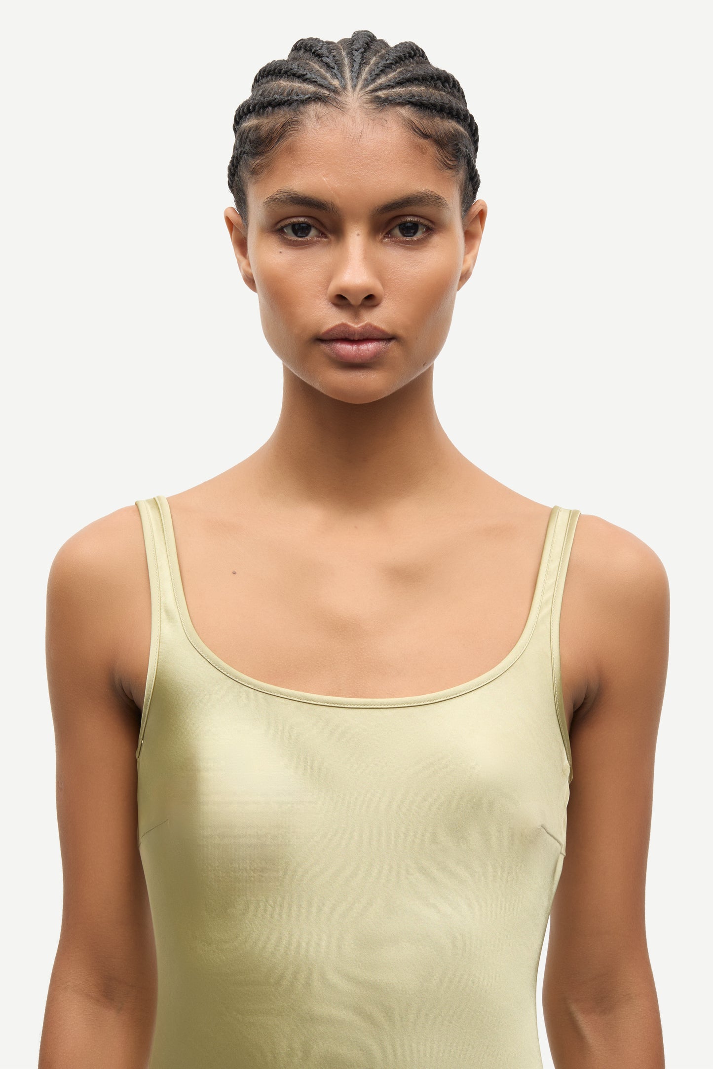 Sunna dress sage green