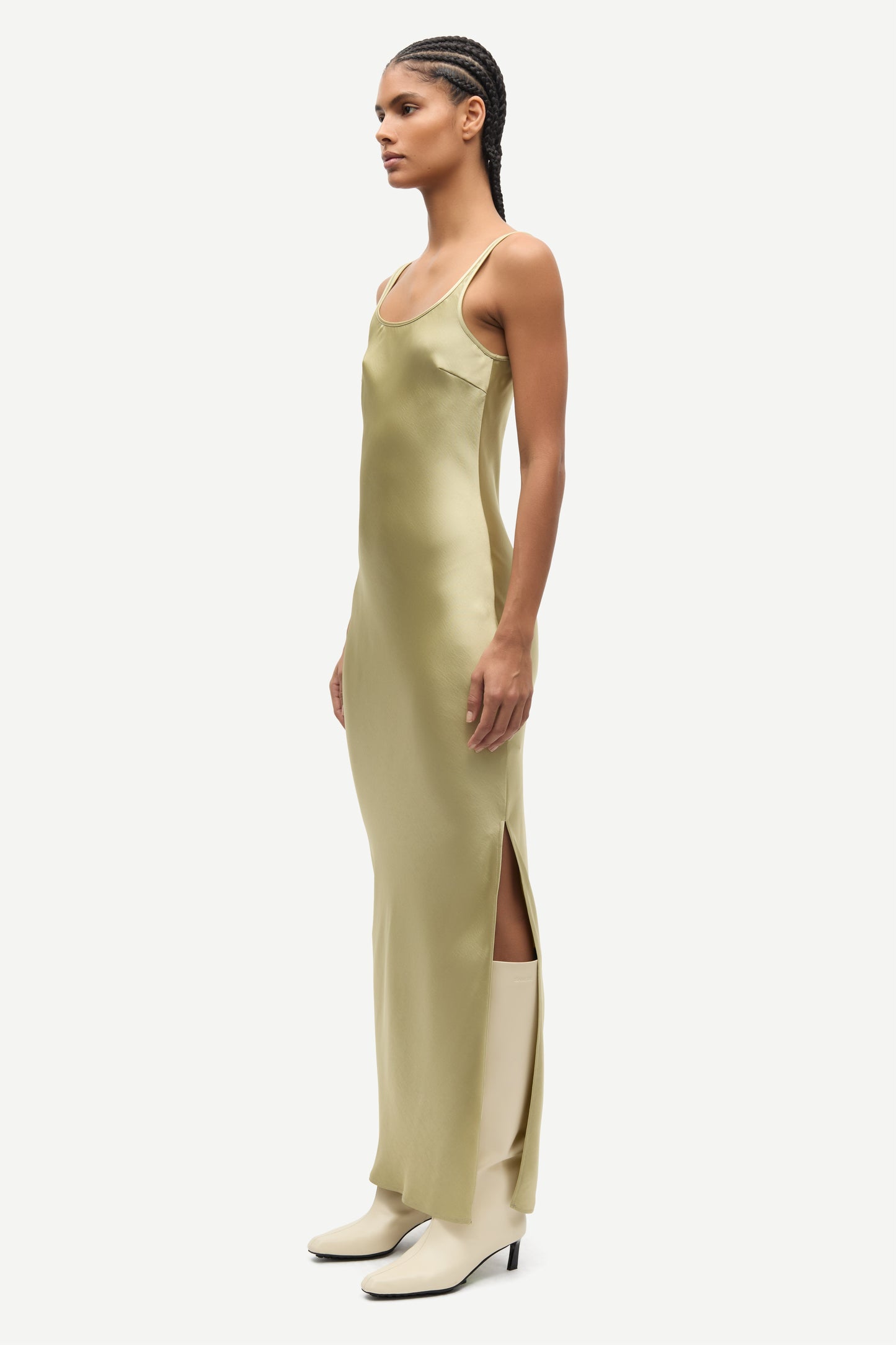 Sunna dress sage green