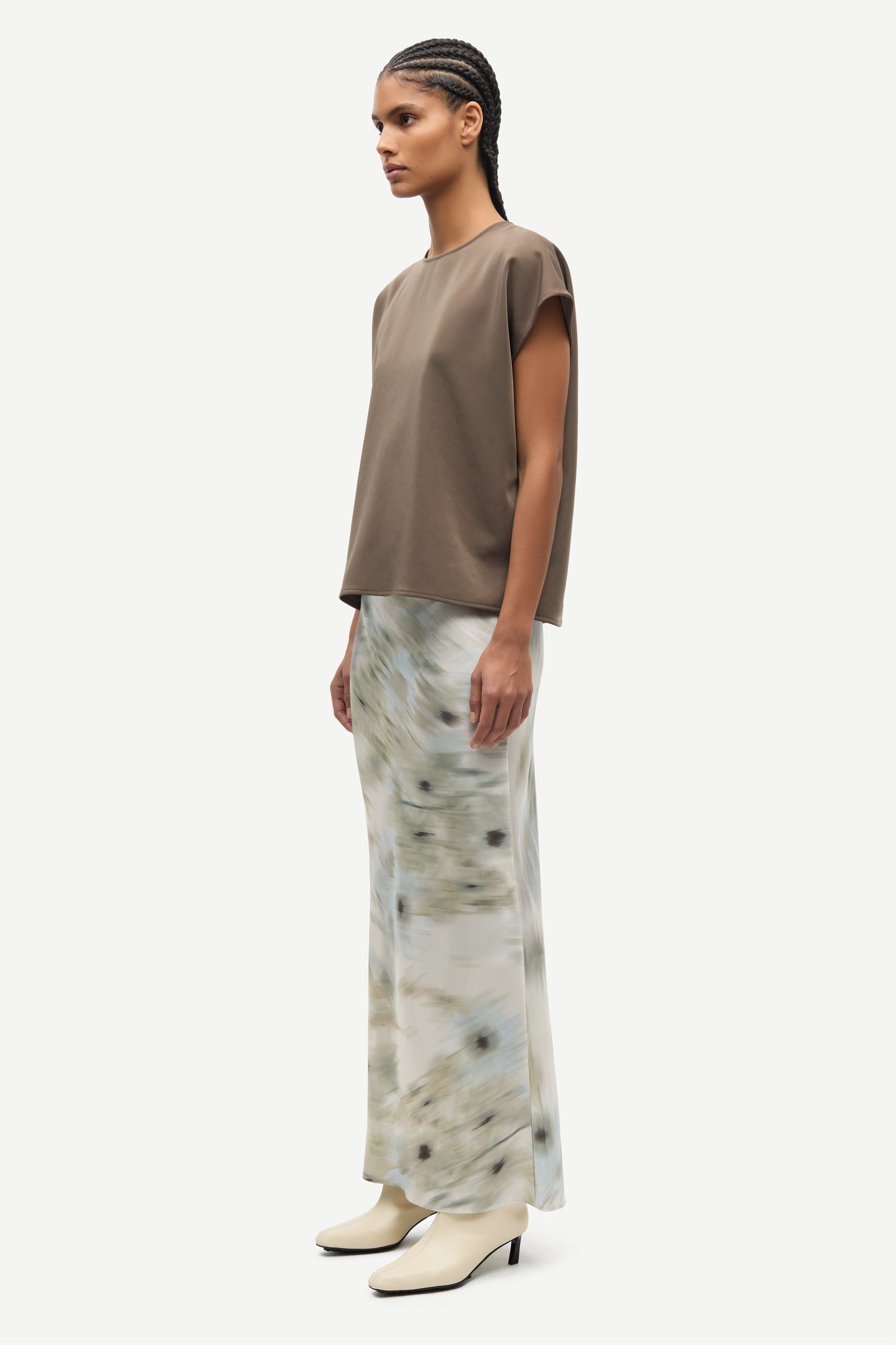 Saagneta botanical green