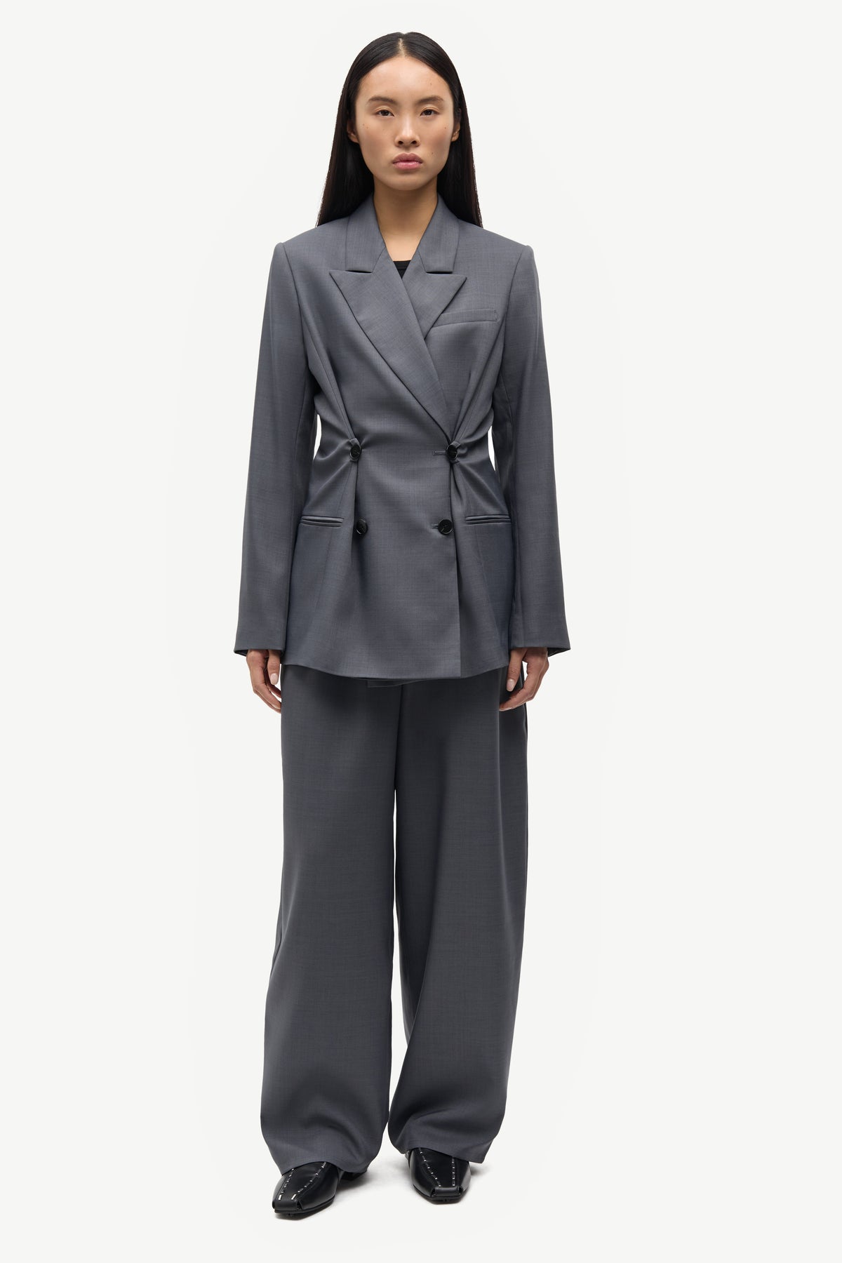 Saharper pleat trouser dark grey