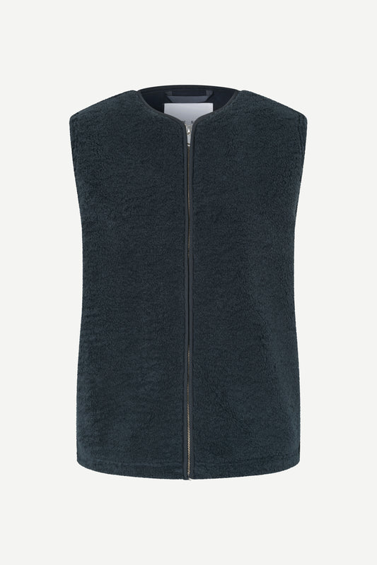 Saautumn vest salute