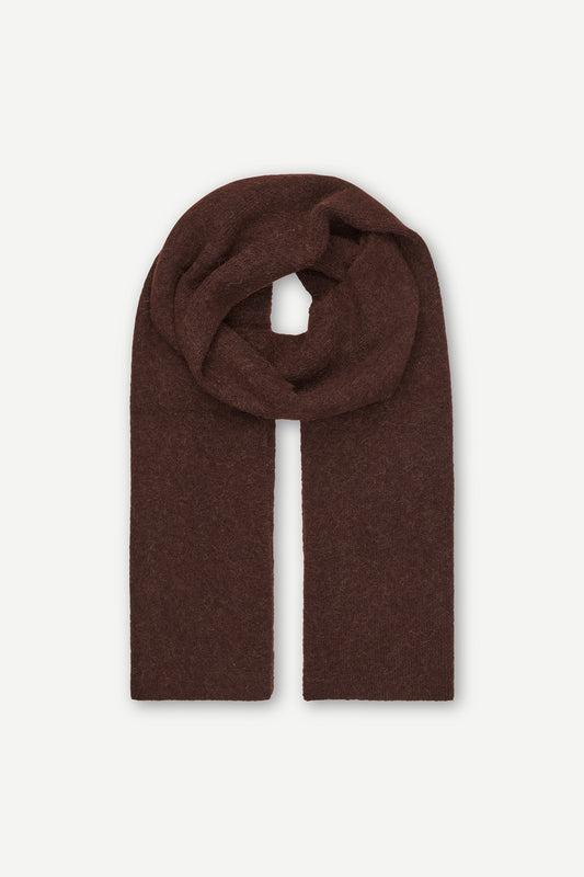 Nor scarf black coffee